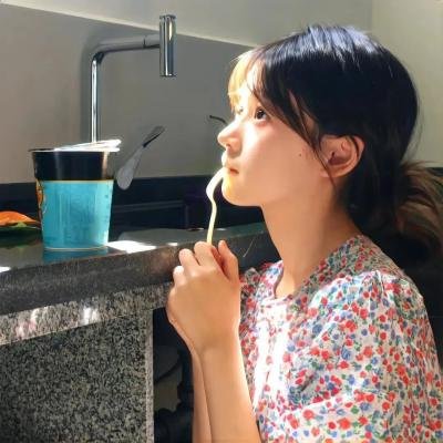 糊涂虫嬉春